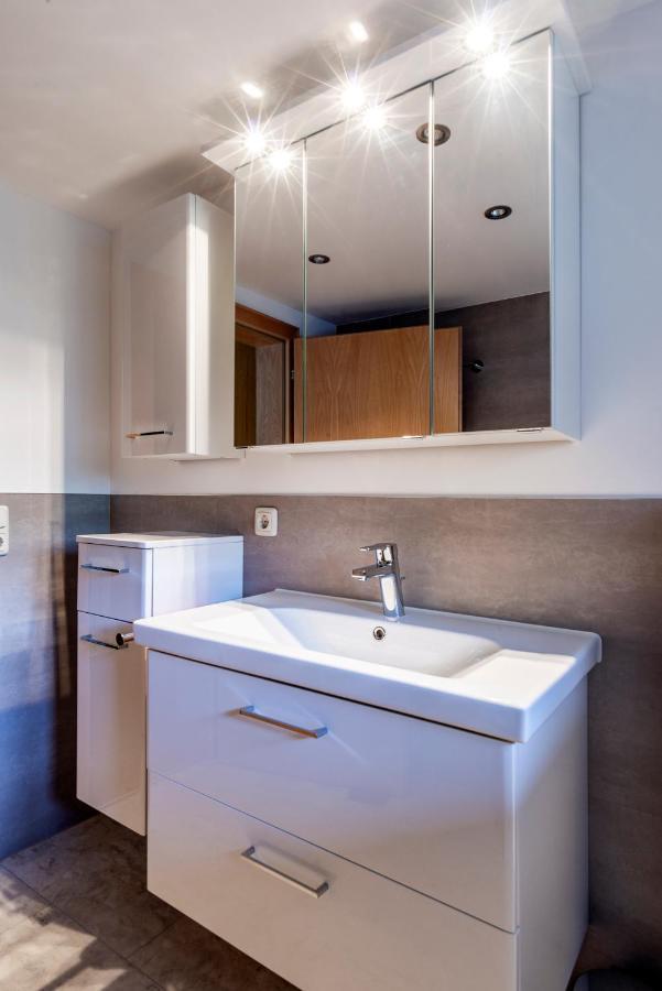 Vroni Hoecher Apartment